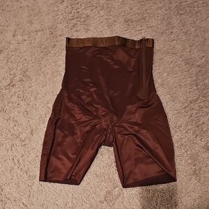 Shapewear High-Waisted Shorts in Brown